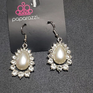 Pearl/Diamond Dangle Earrings